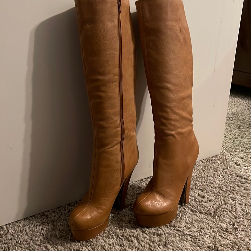 Women’s boots